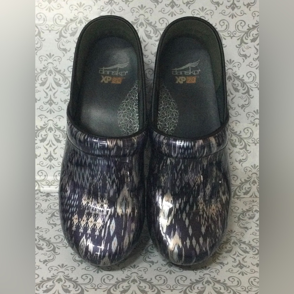 Dansko Xp 2.0 Professional Clog-Size 40 - image 2